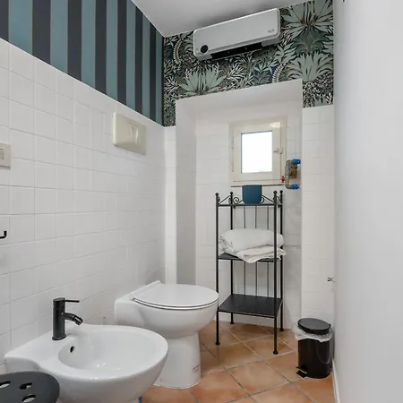 Διαμέρισμα Accogliente Dimora A Centro Νάπολη